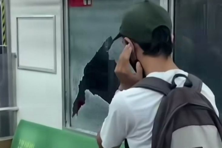 Viral Kaca KRL Pecah Dilempar Batu di Stasiun Cilebut, KAI Commuter: Tidak Ada Korban