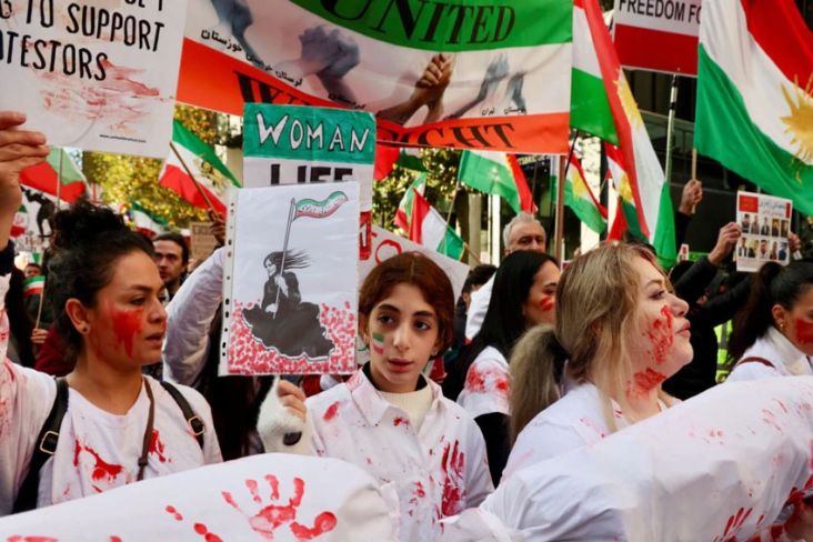 Kelompok HAM Iran Sebut 448 Tewas dalam Penanganan Aksi Protes Massal