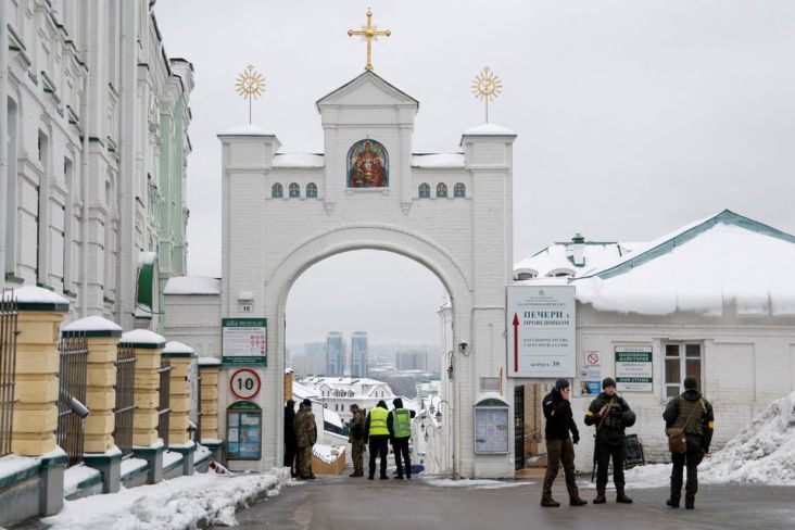 Zelensky Gerebek Gereja Terbesar di Ukraina, Berdalih Kemerdekaan Spiritual