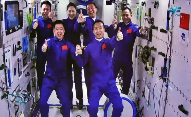 Pertama Kali, 6 Astronot China Berkumpul di Stasiun Luar Angkasa Tiangong