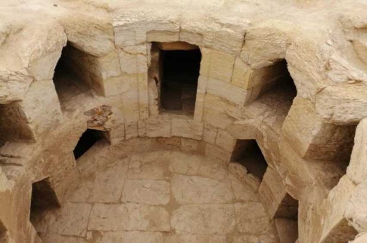 Situs Bangunan Makam Berarsitektur Yunani-Romawi Ditemukan di Mesir