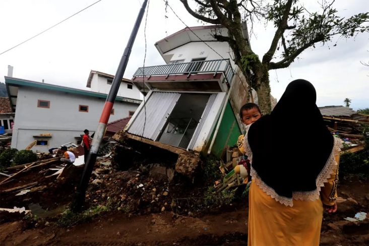 Korban Meninggal Gempa Cianjur Menjadi 334 Orang, 8 Masih Hilang