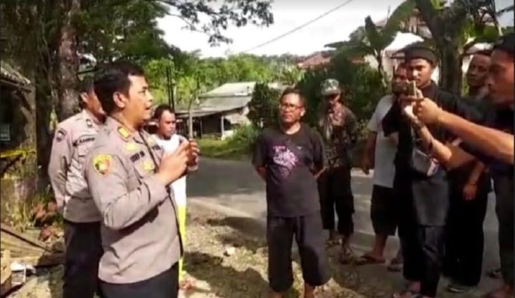 Meresahkan, Warung Remang-remang di Jampangtengah Sukabumi Ditutup Polisi dan Satpol PP