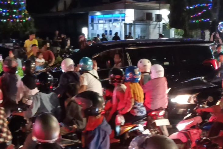 Menikmati Malam Minggu di Kota Solo, Presiden Jokowi Terjebak Macet