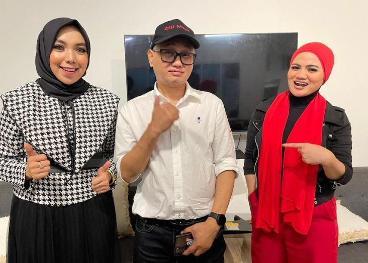 Kolaborasi Penyanyi Lintas Negara, Azura dan Khairat Siap Road Show Keliling Indonesia