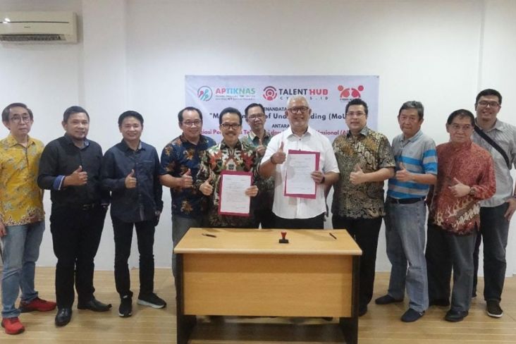 Majukan UMKM Jakarta Barat, Cybers Academy dan Aptiknas Siapkan SDM Kompeten di Bidang TIK