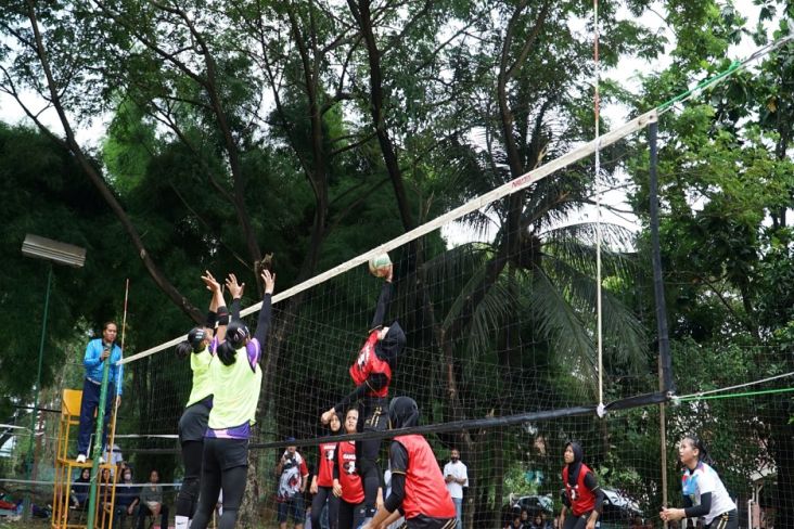 Galang Dukungan untuk Ganjar, Saga Gelar Turnamen Voli di Bekasi
