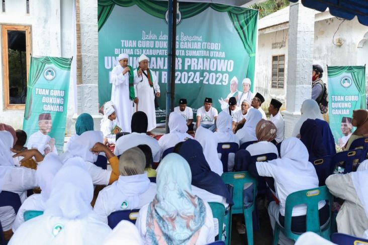 Tuan Guru di Sumut Berdoa untuk Kebaikan Indonesia dan Ganjar Pranowo Presiden 2024