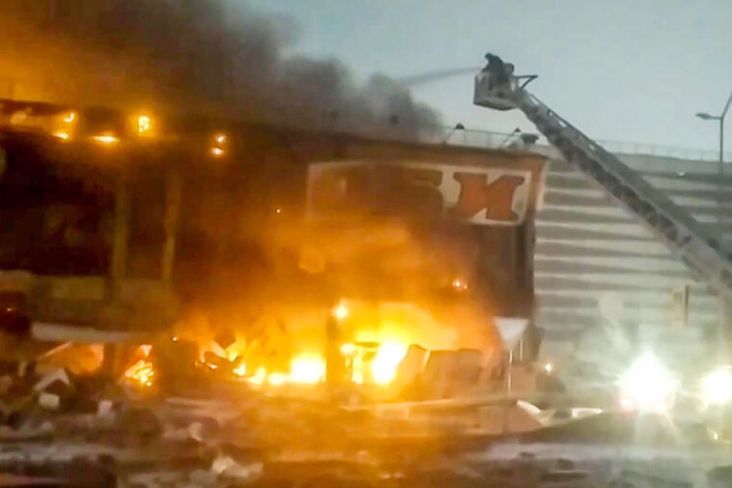 Kebakaran Dahsyat Landa Pusat Perbelanjaan Moskow, 1 Tewas