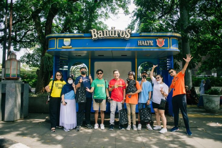 Manzone Gelar Ekplore Bandung Pakai Bandros, Ngitung Ribuan Kacang Dapat Hadiah
