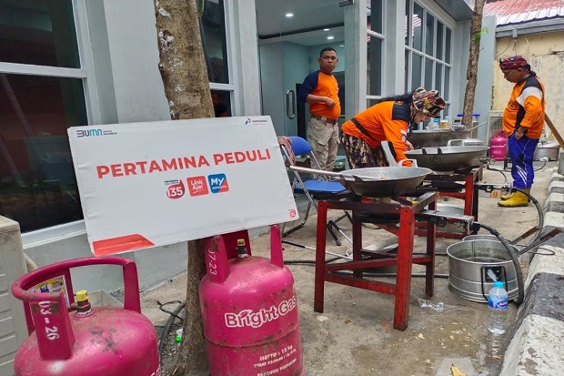Banjir Melanda Semarang, Pertamina Gerak Cepat Salurkan Bantuan Bright Gas dan Sembako ke Posko Utama