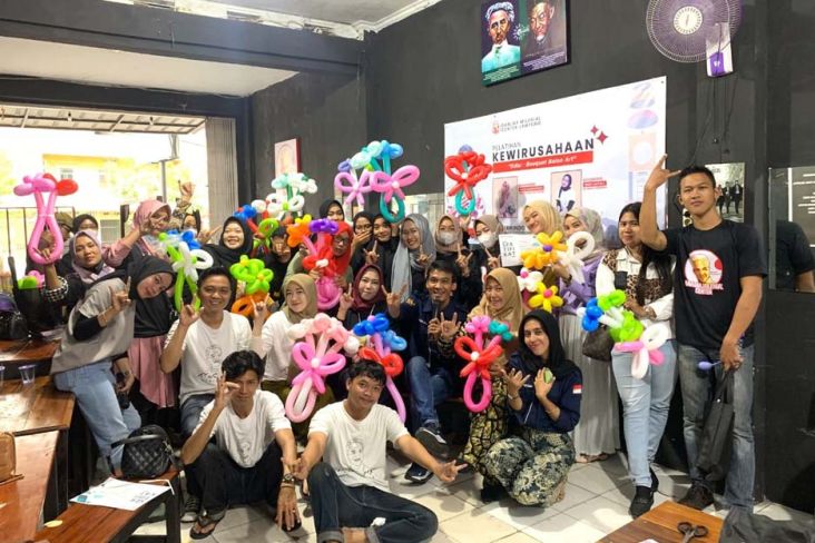 Tingkatkan Jiwa Wirausaha, GMC Gelar Pelatihan Bouquet Balon Art