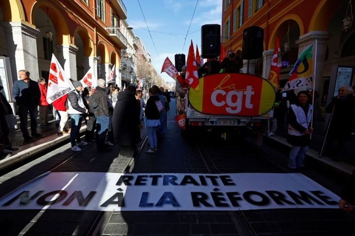 2 Juta Demonstran Guncang Prancis, Tolak Reformasi Pensiun