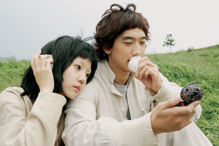 10 Film Korea Romantis Terbaik yang Bikin Jatuh Cinta