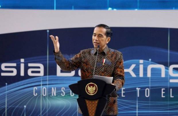 Jokowi Sebut Semua Negara Saling Berkompetisi Meski Berjabat Tangan