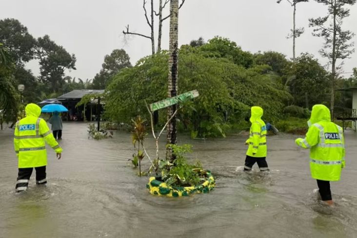 Hujan Deras Picu Banjir di Johor Bahru, 3.500 Orang Mengungsi