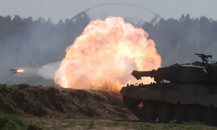 Perusahaan Rusia Beri Hadiah Rp1 Miliar untuk Hancurkan Tank Abrams dan Leopard 2