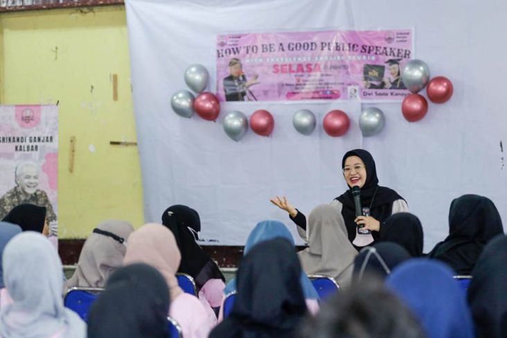 Seminar Public Speaking, Srikandi Ganjar Kalbar Asah Skill Perempuan Milenial