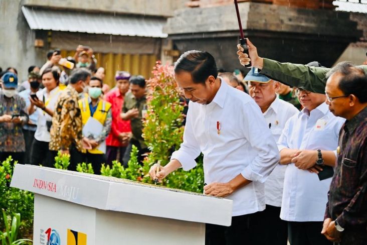 Resmikan Pasar Seni Sukawati, Jokowi Berharap Kunjungan Wisatawan ke Bali Meningkat