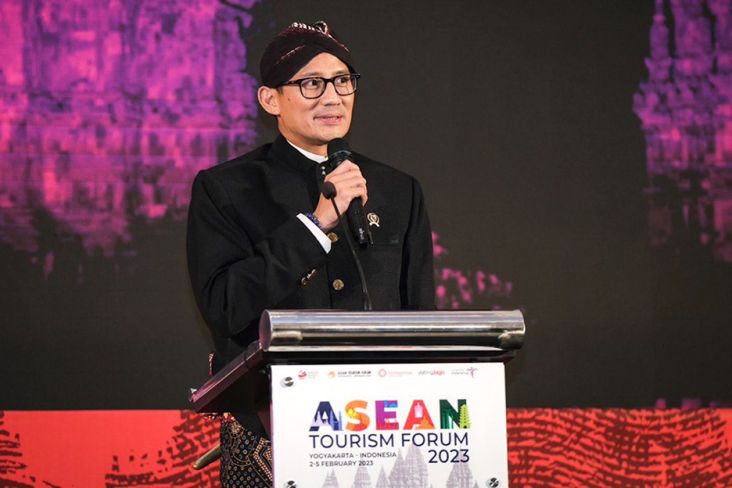 Serahkan Estafet Kepemimpinan ASEAN Tourism Forum ke Laos, Sandiaga Harapkan Perkuat Kolaborasi