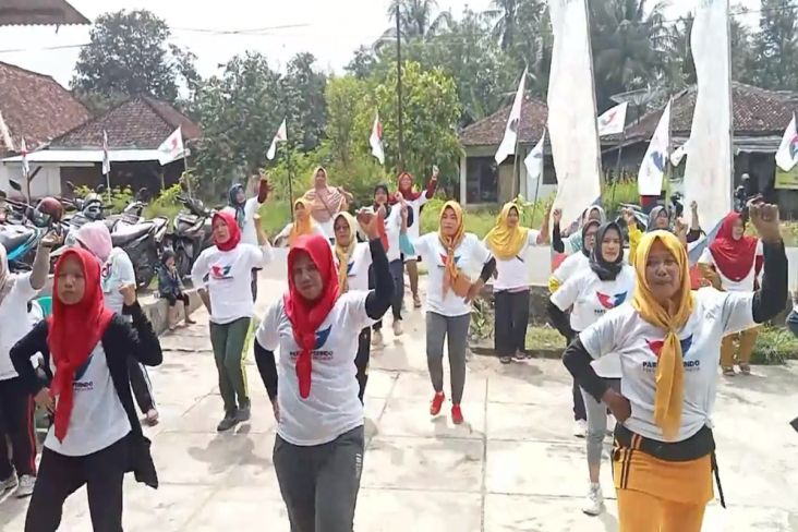 DPW Perindo Lampung Gelar Senam Sehat Saat Roadshow ke Pesawaran