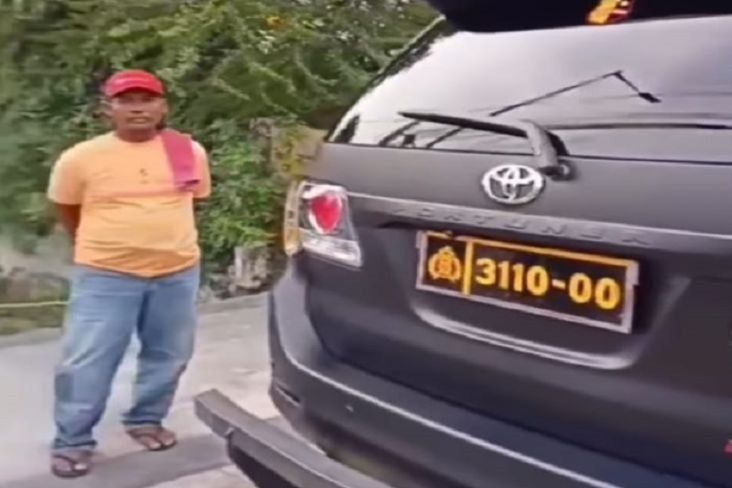 Mobil Dinas Polisi Terobos lalu Tabrak Pemotor Ternyata Milik Mertua Berdinas di Polda Lampung