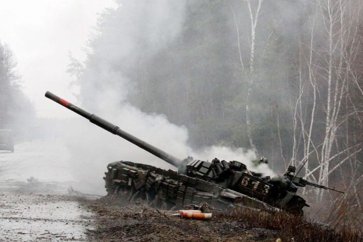 Ukraina Klaim Rusia Kehilangan 25 Tank dan 1.900 Tentara dalam Dua Hari