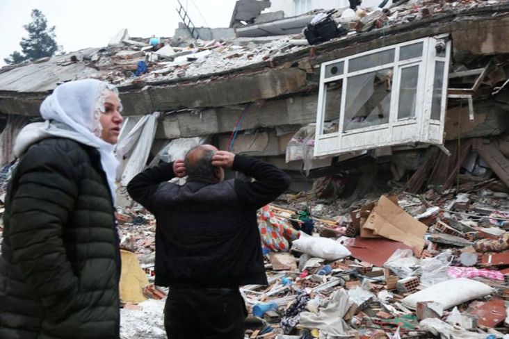 Saudi Bangun Koridor Udara untuk Salurkan Bantuan ke Korban Gempa Turki-Suriah