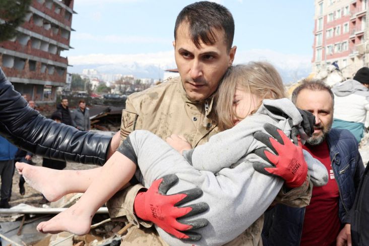 Korban Tewas Gempa Bumi Turki-Suriah Naik Signifikan, Capai 11 Ribu Lebih