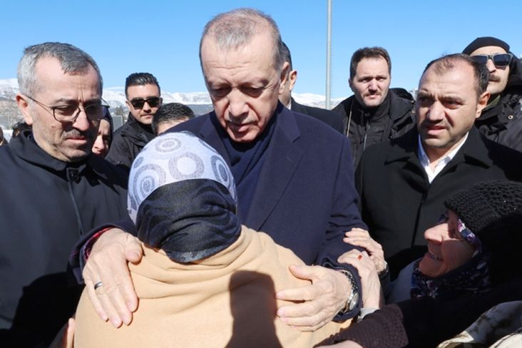 Kunjungi Korban Gempa, Erdogan: Tidak Ada yang Siap Hadapi Bencana Ini