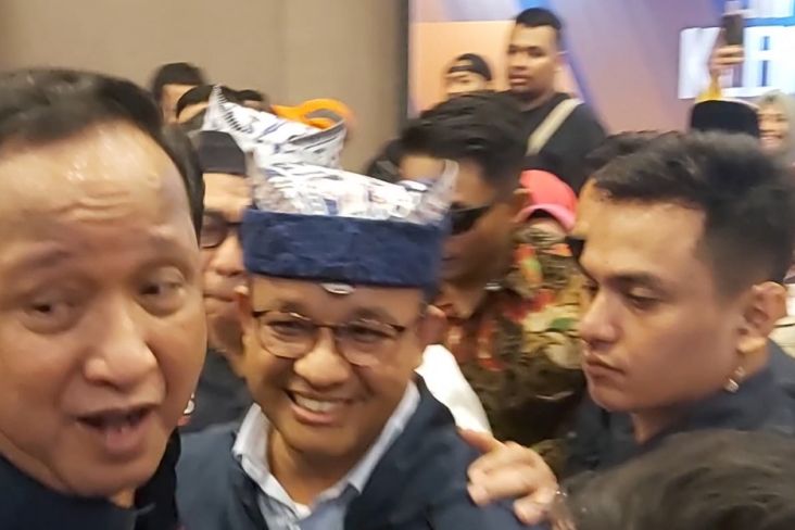 Hadapi Pemilu 2024, Ini Kata Anies Baswedan di Hadapan Ribuan Relawan di Surabaya