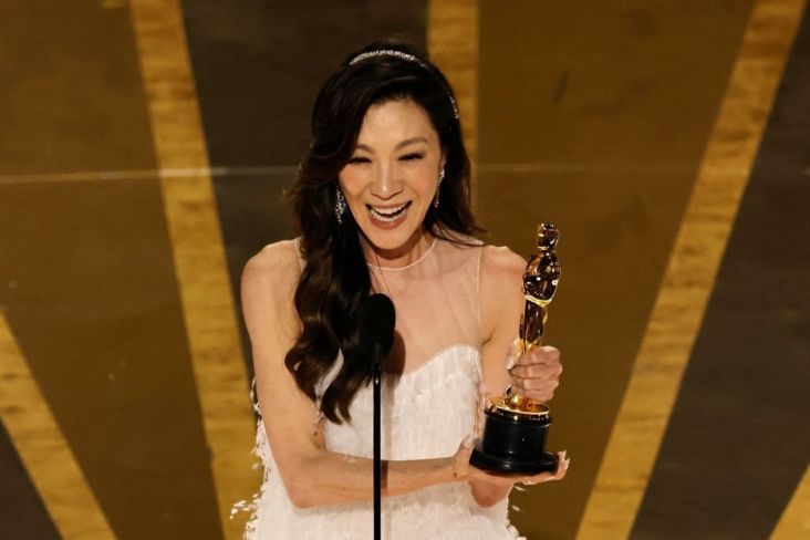 3 Penghargaan Oscar Paling Prestisius, Michelle Yeoh Sabet Best Actress