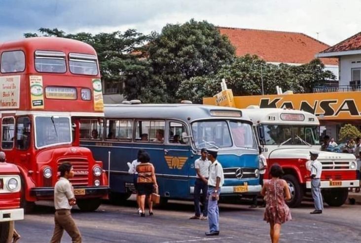Perkembangan Sejarah Bus di Indonesia Mulai 1912 hingga Sekarang