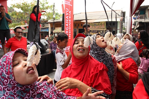 Sejarah Dan Makna Lomba Makan Kerupuk Saat 17 Agustusan 