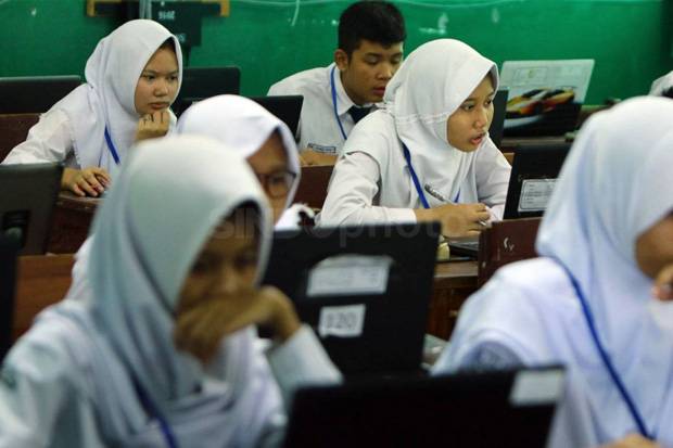 Tak Punya Lahan 700 Siswa Smkn 6 Tangsel Numpang Belajar Di Gedung Sd 7667