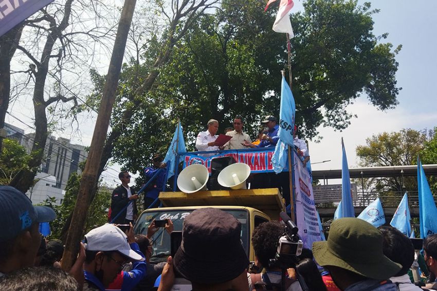 Temui Demonstran Kasetpres Janji Tindak Lanjuti Tuntutan Buruh 