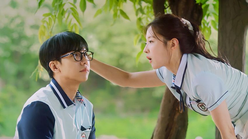 Pasangan Drama Korea pada 2022 yang Sudah Pacaran Sejak SMA