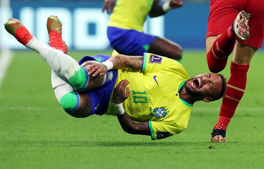 Breaking News: Neymar Jr Cedera, Dipastikan Absen di Pertandingan Brasil vs Swiss