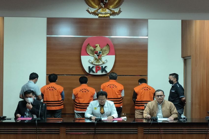 KPK Tetapkan Wakil Ketua DPRD Jawa Timur Tersangka