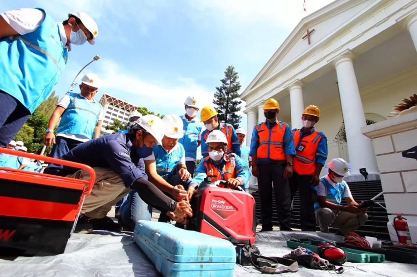 Jaga Keandalan Listrik Saat Nataru Pln Kerahkan 70000 Personel Dan 3000 Posko 