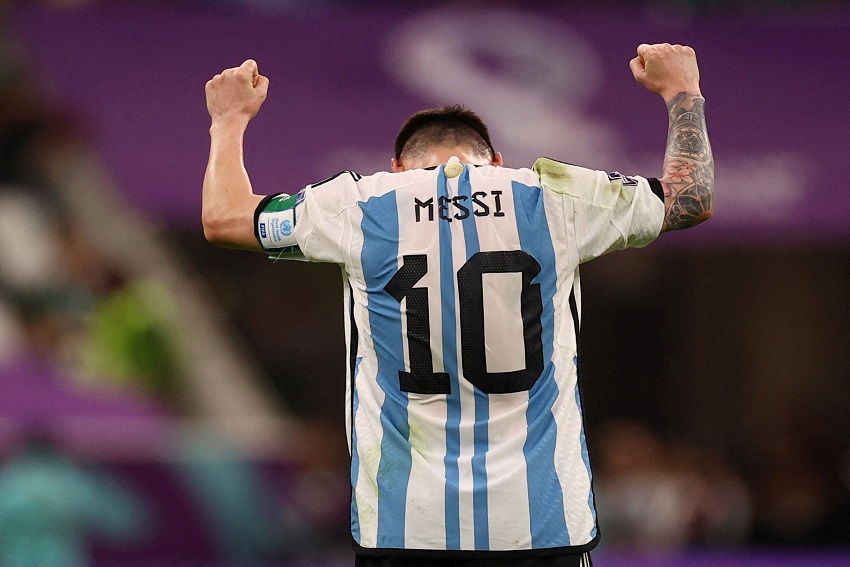 Efek Argentina Juara Piala Dunia: Kaus Resmi Lionel Messi Sold Out