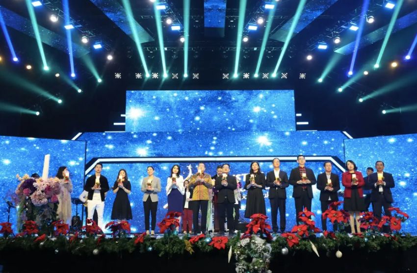 Bertabur Bintang, MNC Group Gelar Ibadah dan Konser Natal 2022
