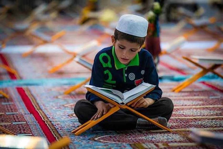 Bolehkah Membaca Al-Qur'an Tanpa Wudhu Atau Berhadas Kecil?