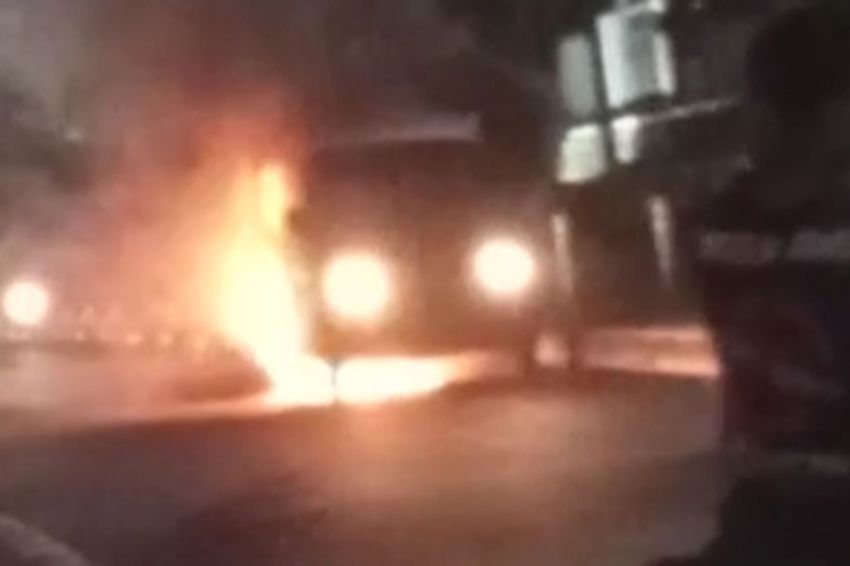 Sopir Kabur Saat Mobil Terbakar di Bogor, Polisi Selidiki Asal Usul BBM