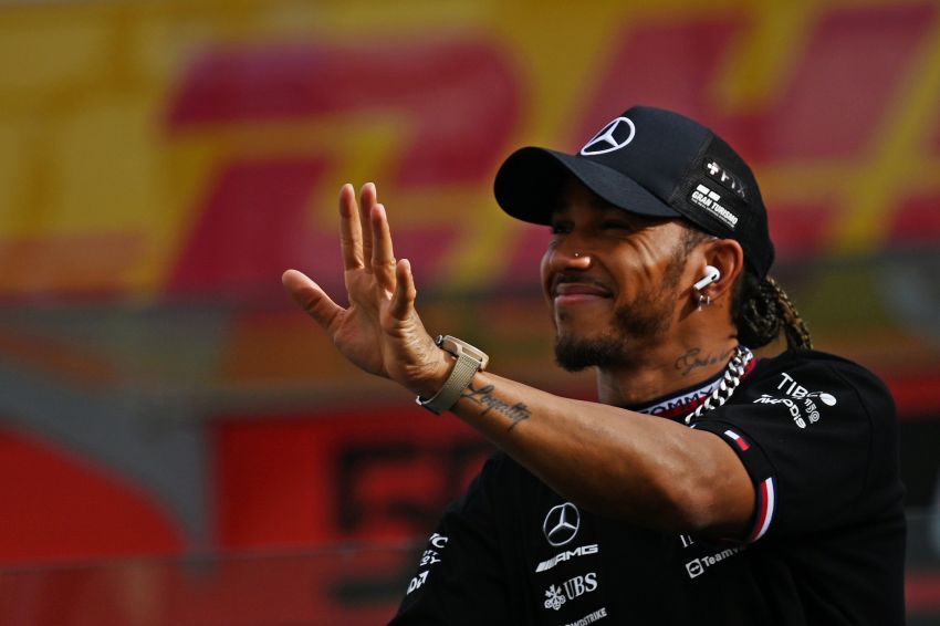Lewis Hamilton Belum Mau Pensiun dari Formula 1