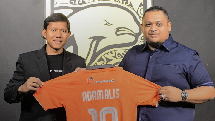 Borneo FC Resmikan Transfer Adam Alis dari Arema FC