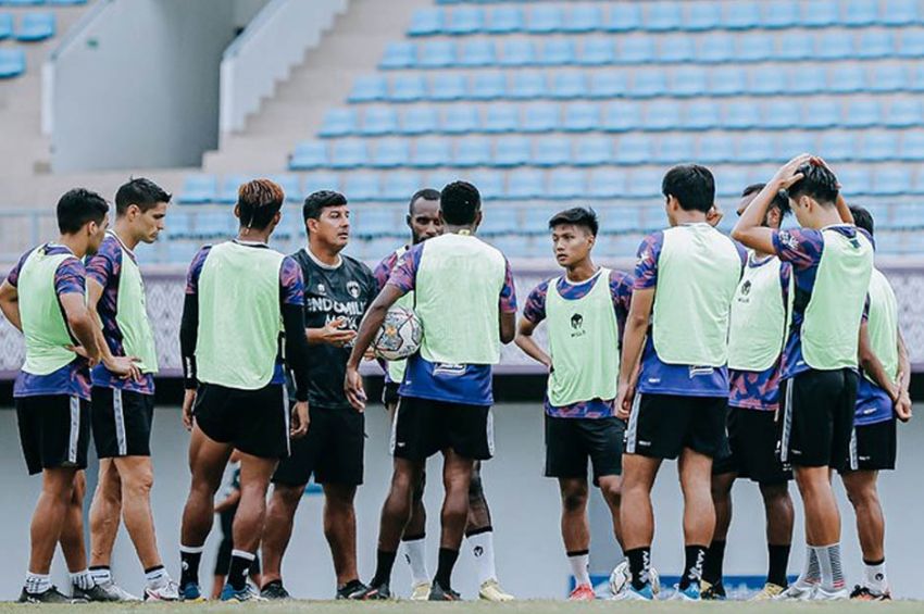 Persita Tangerang vs Persis Solo: Misi Putus Tren Negatif - SINDOnews Sports