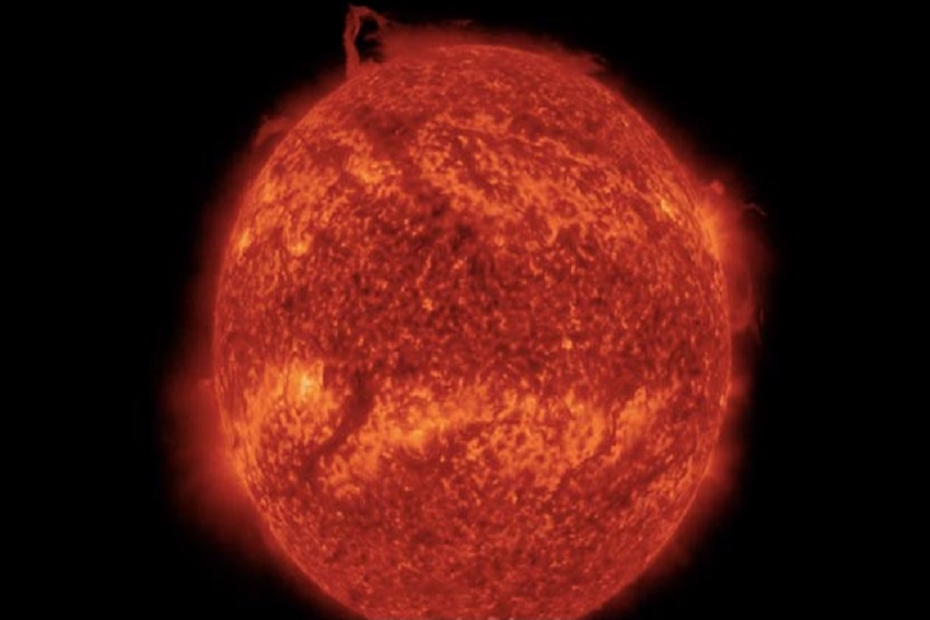 Viral! Sebagian Matahari Pecah Terekam NASA, Ilmuwan Tercengang