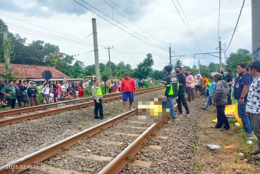 Warga Banten Tewas Tertabrak Kereta di Parung Panjang