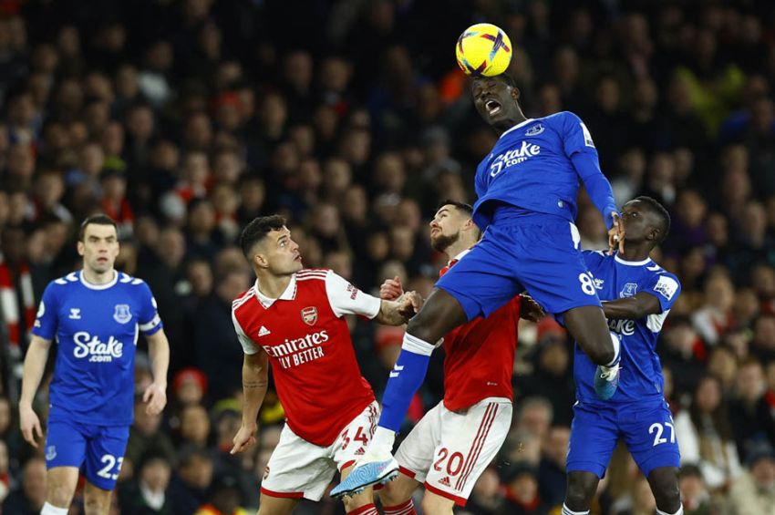 Arsenal vs Everton: Bukayo Saka-Martinelli Moncer, The Gunners Unggul di Babak Pertama